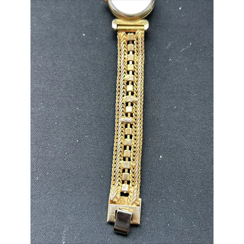 Suizo Gold Tone Women’s Quartz Watch
